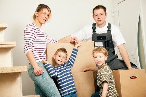 Moving truck support for flats and terraces in central Pimlico