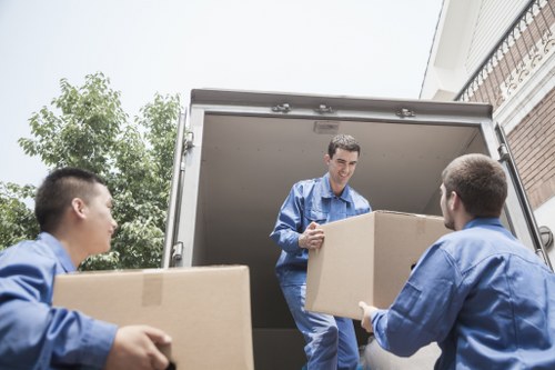 Local removal truck hire for home and office transport